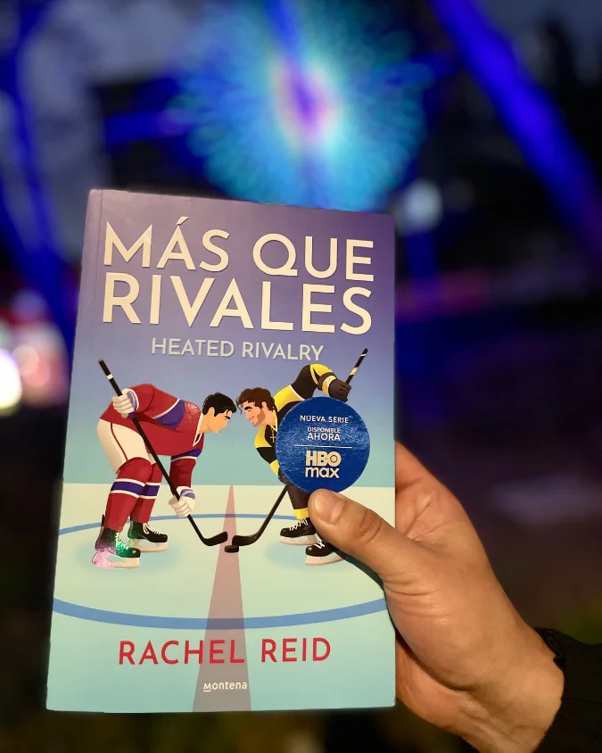 En público son rivales irreconciliables. En privado, una conexión imposible de ignorar.