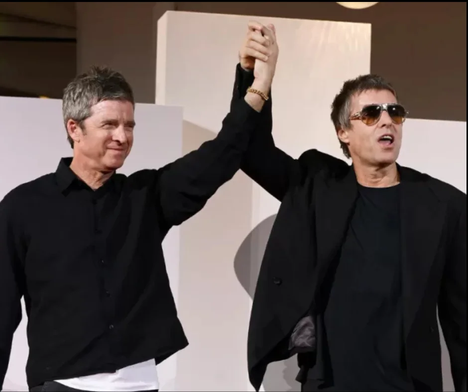 Documental de Oasis recibe ovación de pie durante 8 minutos en Venecia.