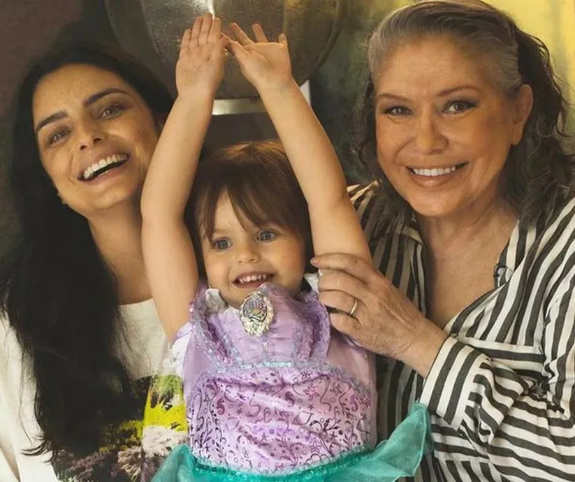 Fallece Gabriela Michel, emblemática actriz de doblaje y madre de Aislinn Derbez