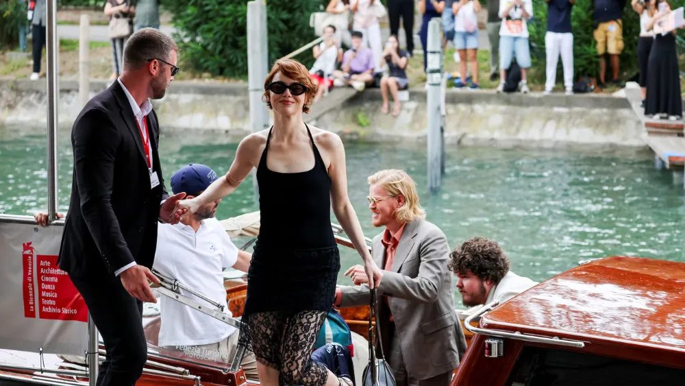 emma stone venecia