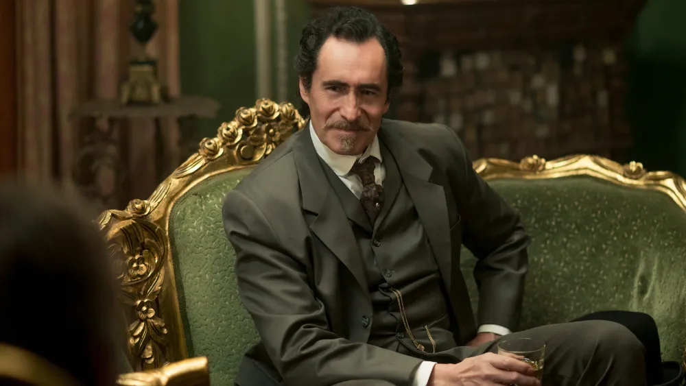 demian bichir