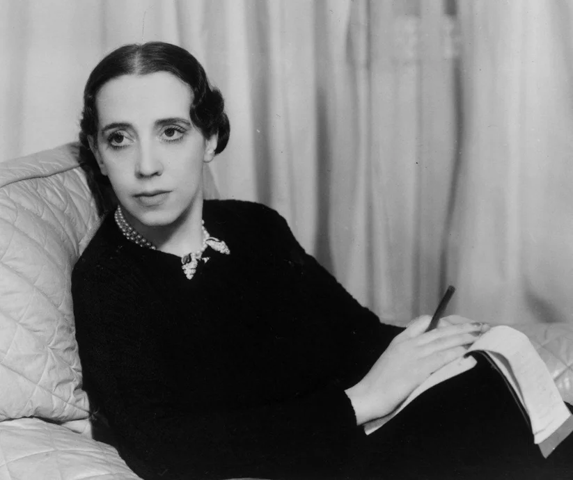 Elsa Schiaparelli en 1954, el año en que su casa de moda cerró y ella se retiró de la alta costura.