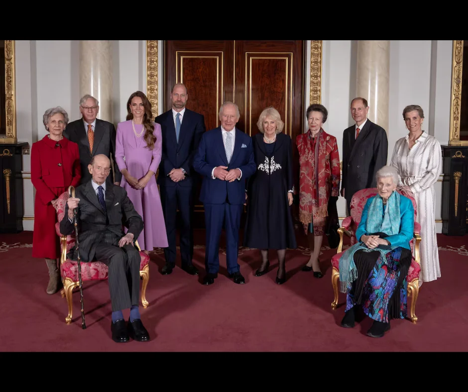 La familia Windsor reunida para celebrar el centenario de la Reina Isabel II.