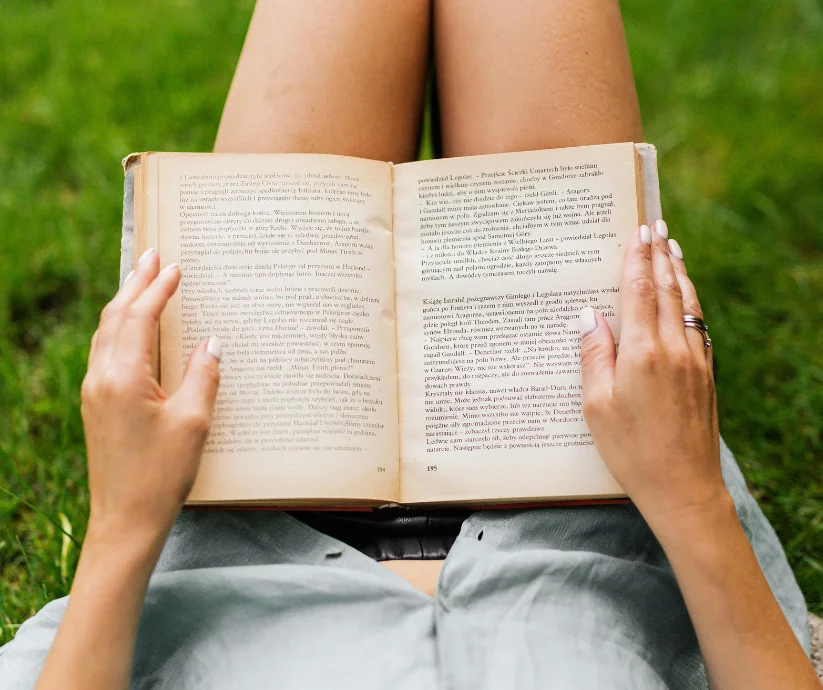 El Día Mundial del Libro fue proclamado por la UNESCO en 1995, eligiendo el 23 de abril por su poderosa carga histórica.