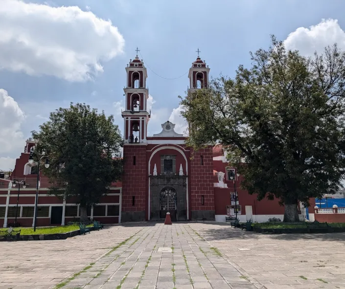 La Parroquia del Santo Ángel Custodio de Analco