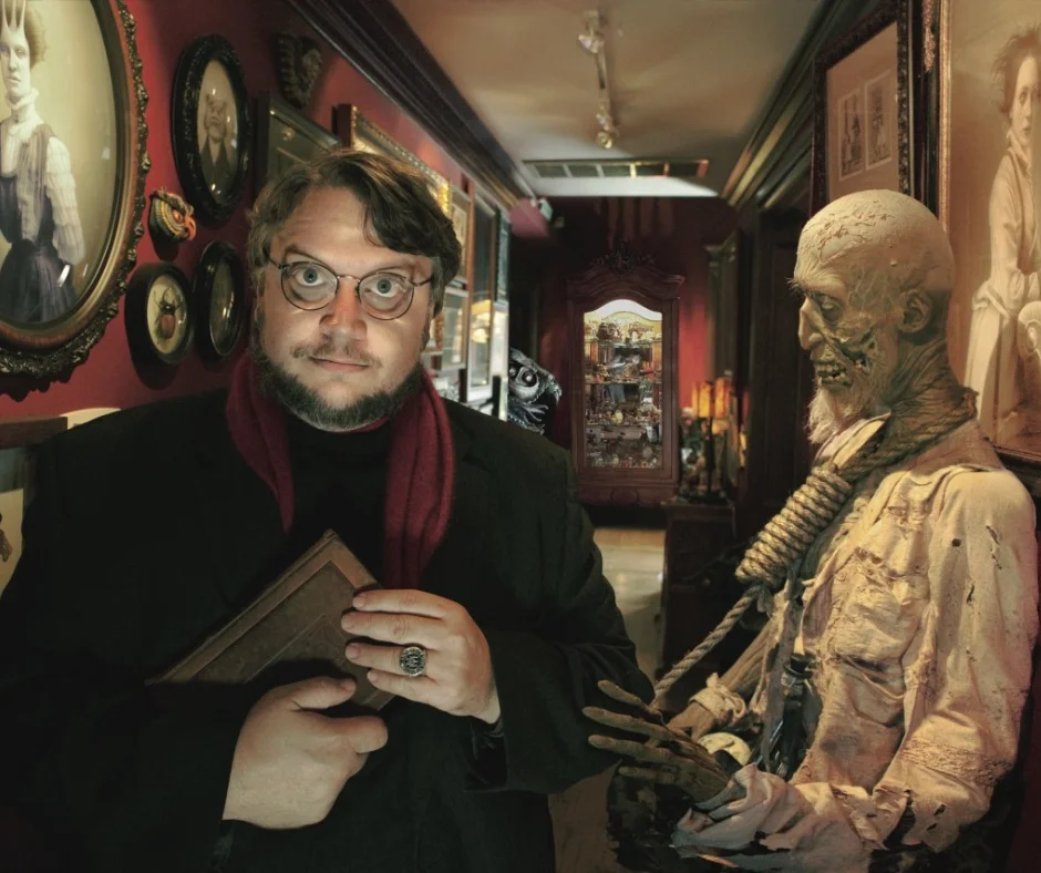 Guillermo del Toro ha construido un lenguaje propio, reconocible y profundamente influyente.
