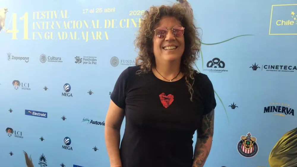 Rosana conmueve en Guadalajara- revela su lucha con la pérdida auditiva
