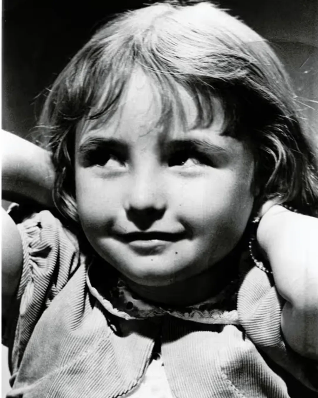 angelina maria niña