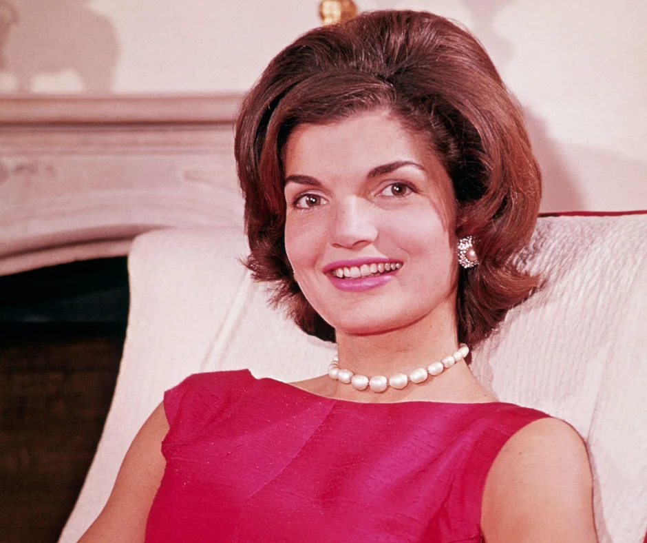 Jackie Kennedy ofrece una lección incómoda y vigente.