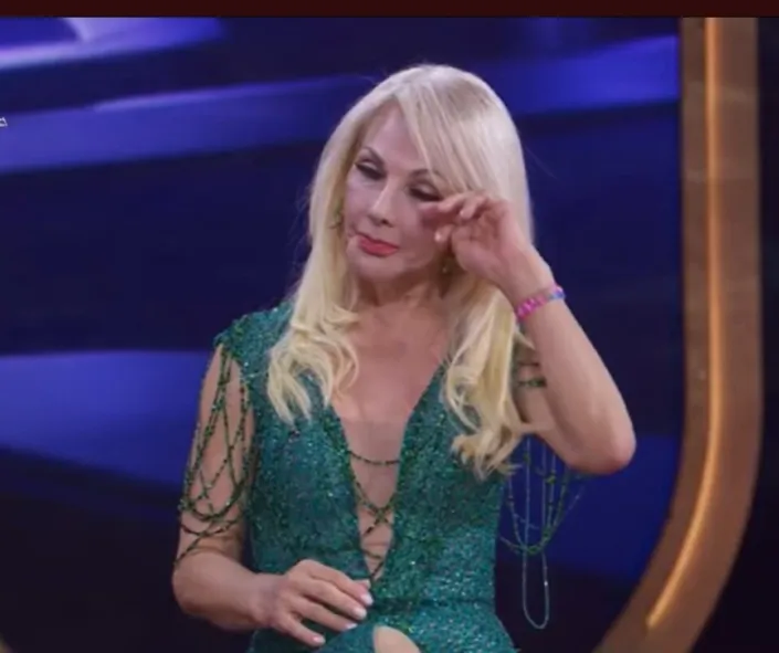 salida de olivia collins