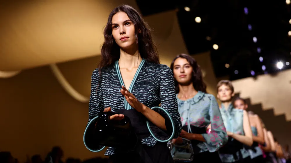 desfile en milan de armani