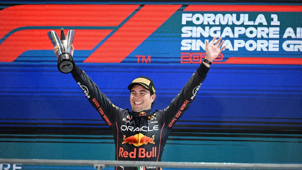 Checo Perez podio