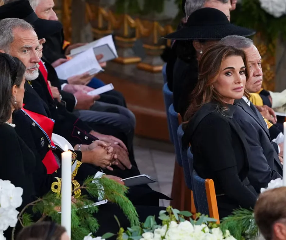 Abdalá II y Rania de Jordania, entre las figuras reales del funeral de Harald V.
