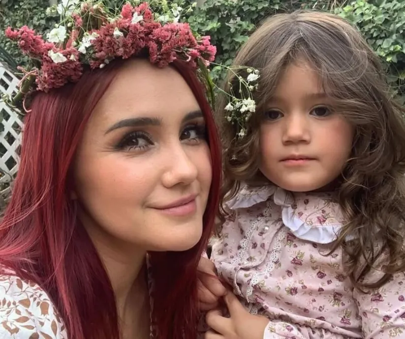 dulce maria e hija