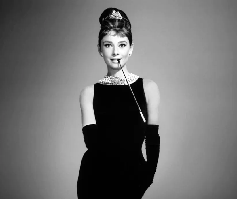 El vestido negro de Audrey Hepburn en Breakfast at Tiffany’s (1961)