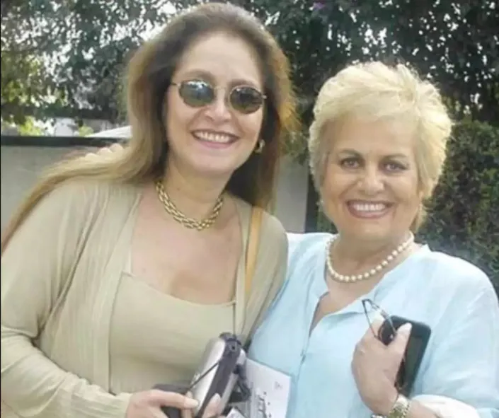 Daniela y Tina Galindo