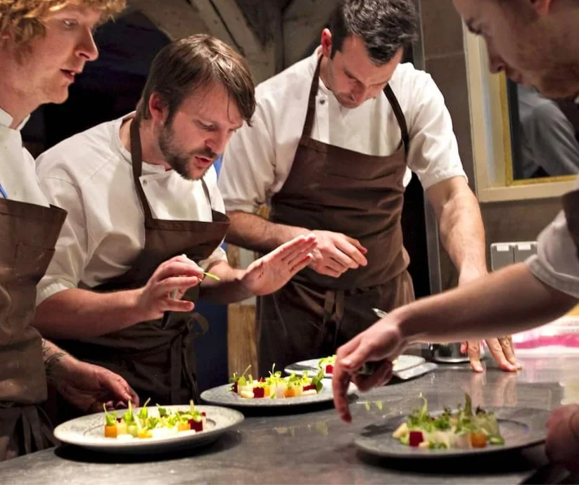 Pasantes de Rene Redzepi sin salario y jornadas extenuantes