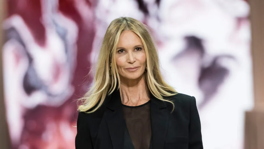 Elle Macpherson a los 62- la mujer que desafió el tiempo y reinventó el poder en la moda