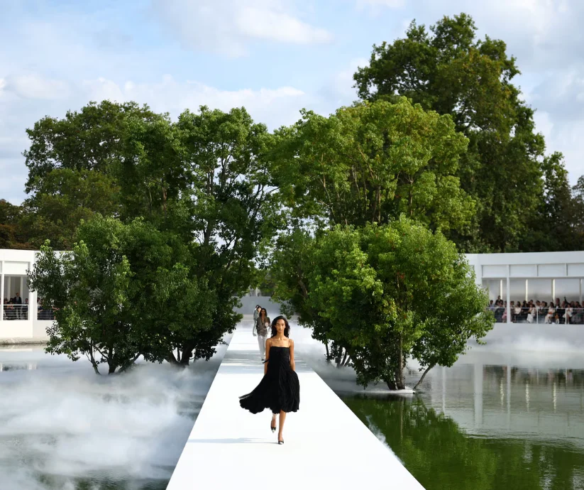 desfile de la colección prêt-à-porter femenina Primavera:Verano 2027 de Dior durante la Semana de la Moda de París