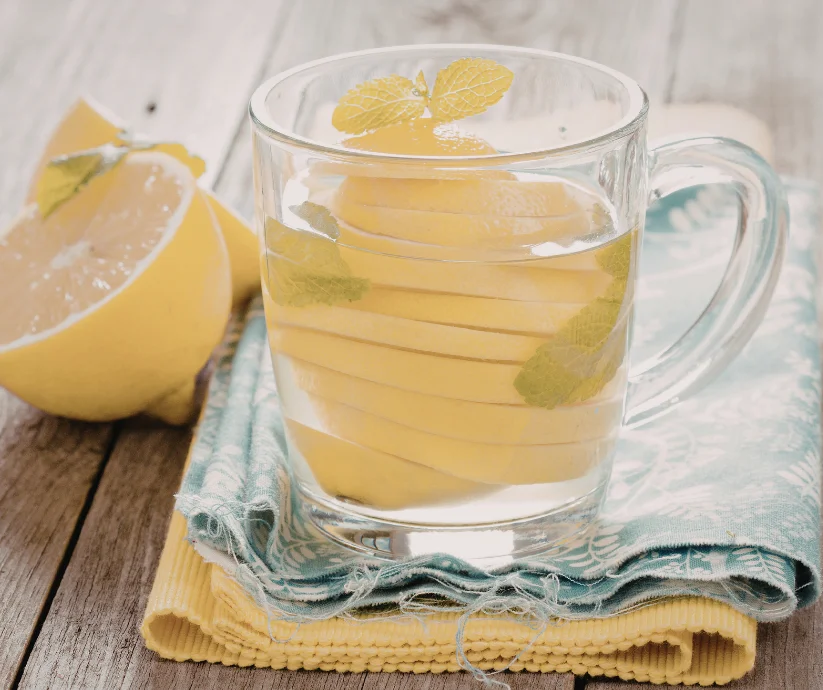 agua con limón