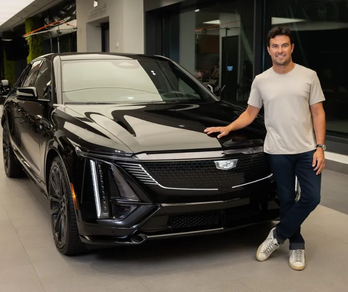 checo perez y cadillac