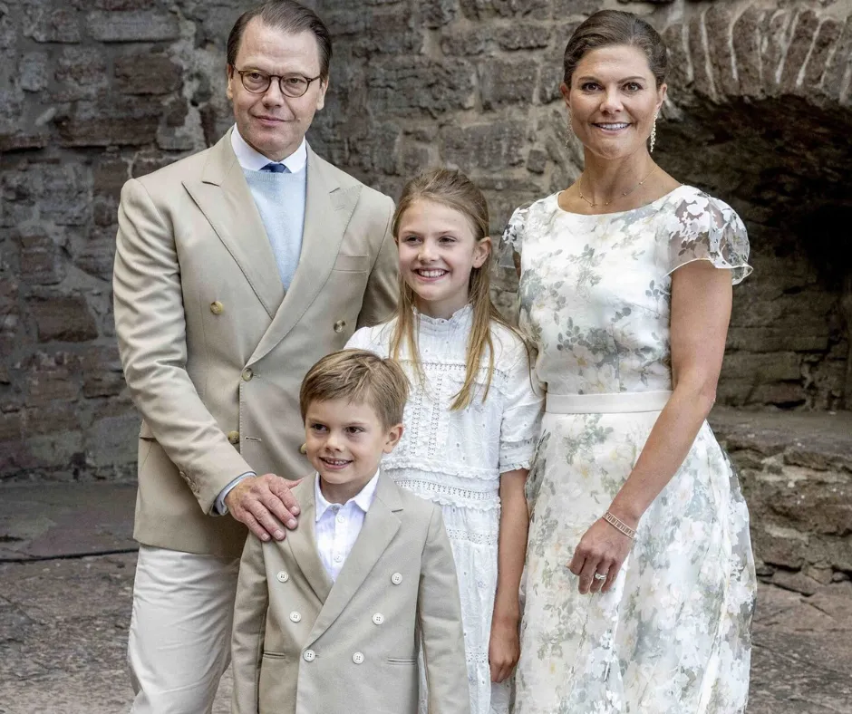 Victoria de Suecia y familia