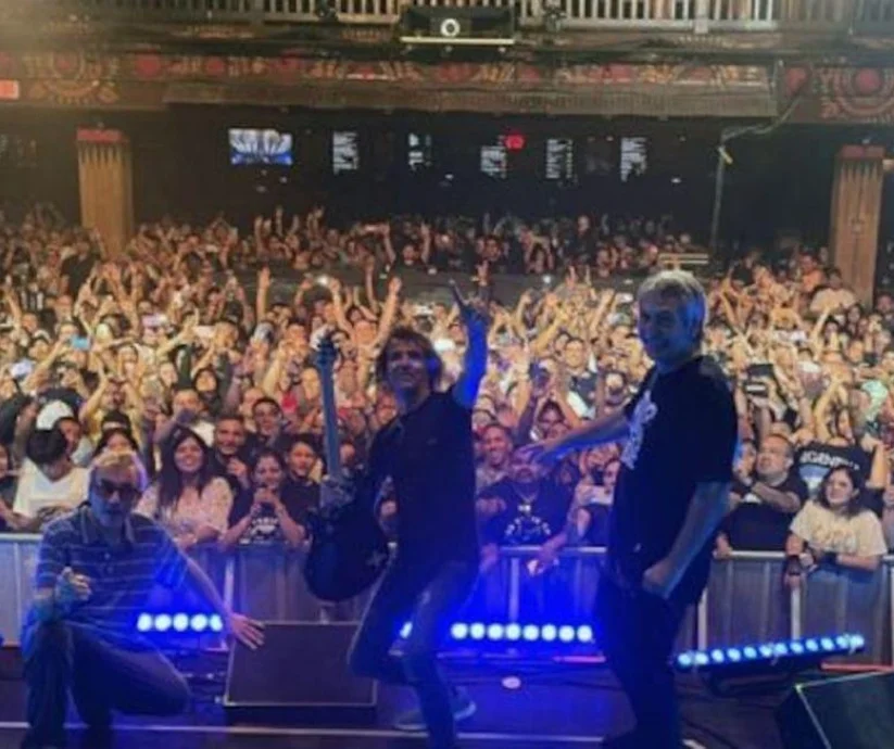Enanitos Verdes surgió en 1979 en Mendoza, su época más importante fue durante los años 80 y 90.