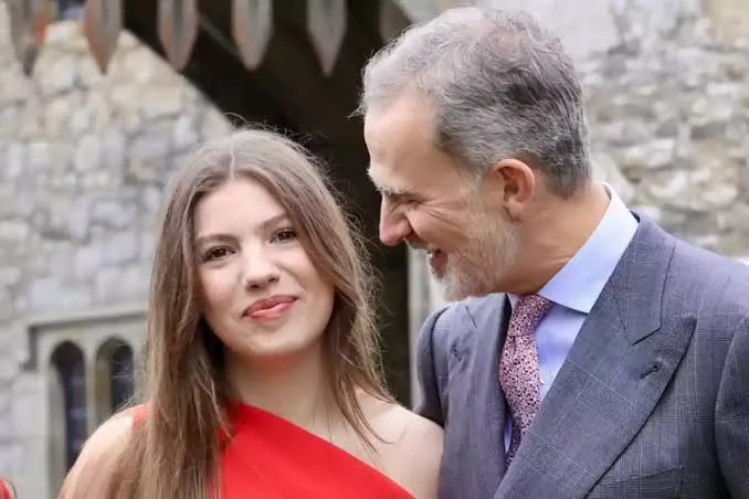 Infanta Sofía y Rey Felipe VI 