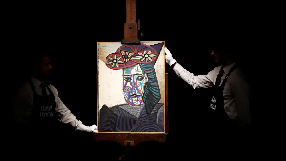 Busto de mujer con sombrero de flores (Dora Maar), 1943