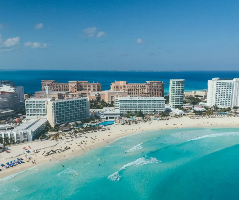 En Cancún, se prevén temperaturas entre 25 y 31 grados, con lluvias dispersas a lo largo del día.