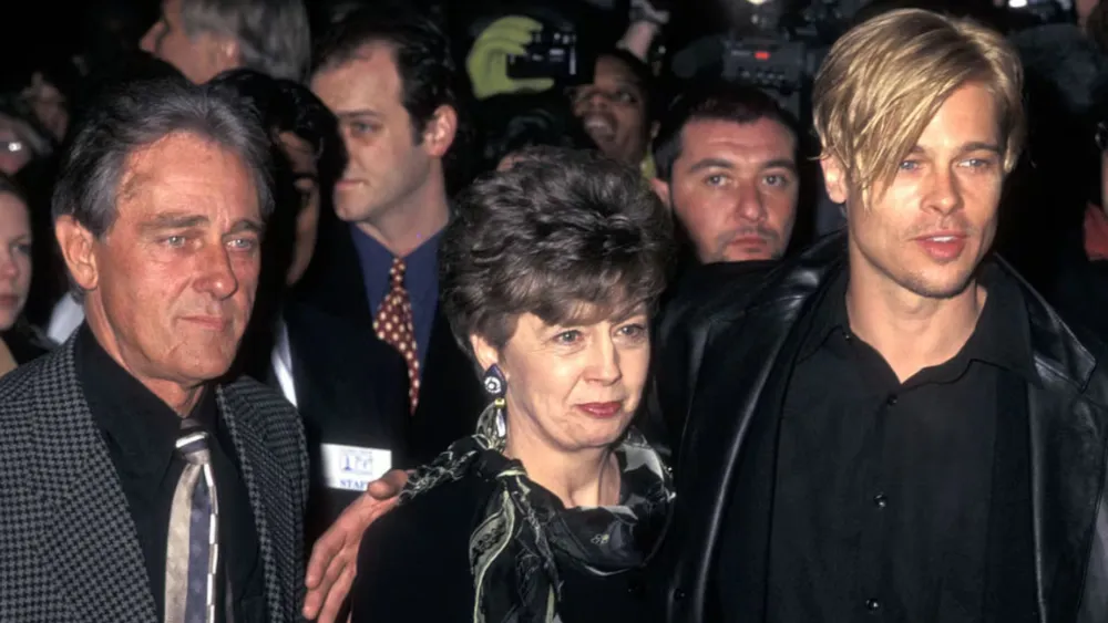 muere madre de pitt